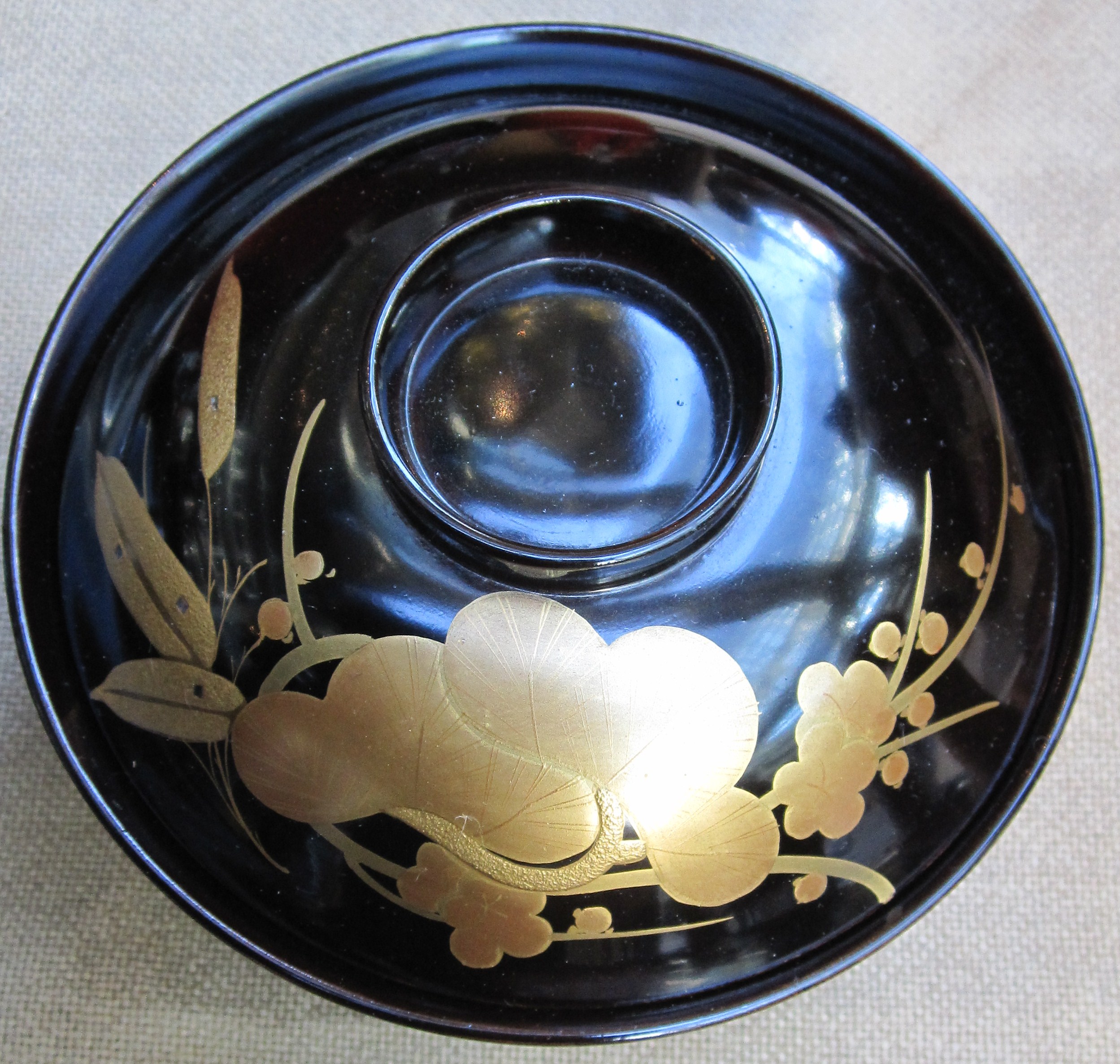 Sho Chiku Bai lacquer bowl