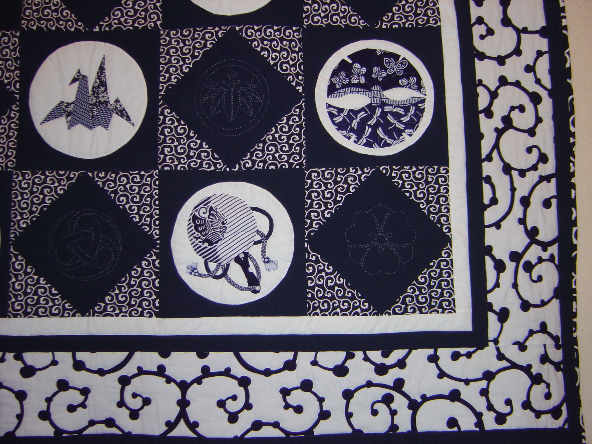 Finished close up karakusa quilt