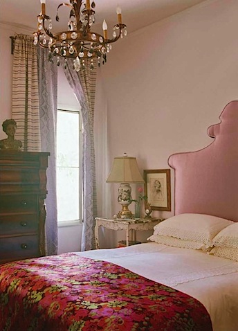 pink bedroom elle 11-09