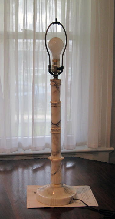 Alabaster lamp without shade