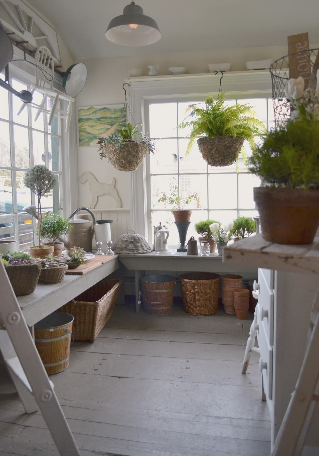 White Flower Farmhouse Tokyo Jinja